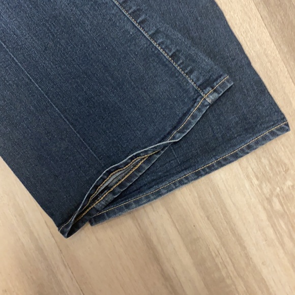 NWOT Joe's Skinny Bootcut Jeans - Picture 3 of 4